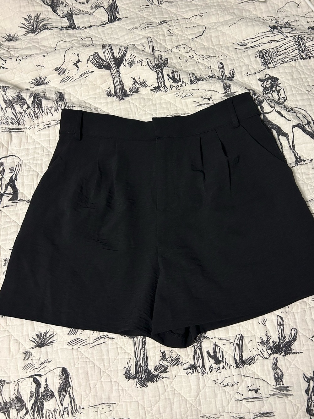 Copper Key Black High-Waist Pleated Shorts
